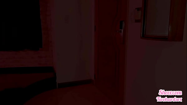 My Tinder date, Rosibel, arrives at my hotel room.